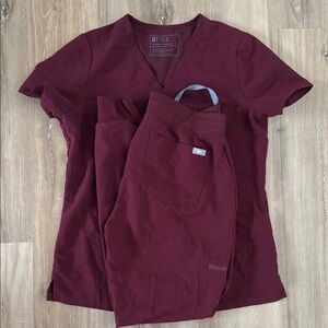 Women’s Figs Burgundy Scrub Set - Size Small